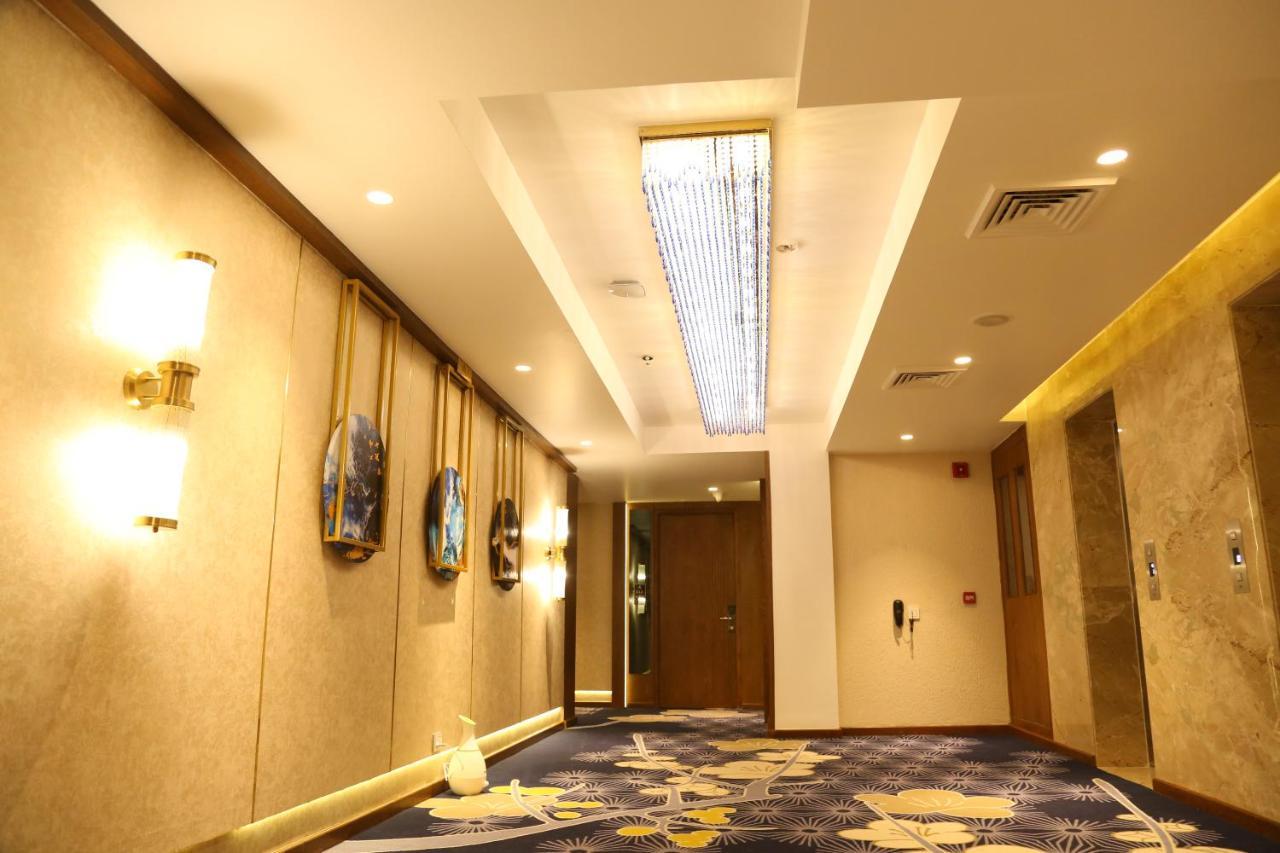 Dreamz Inn & Suites Zirakpur Екстер'єр фото